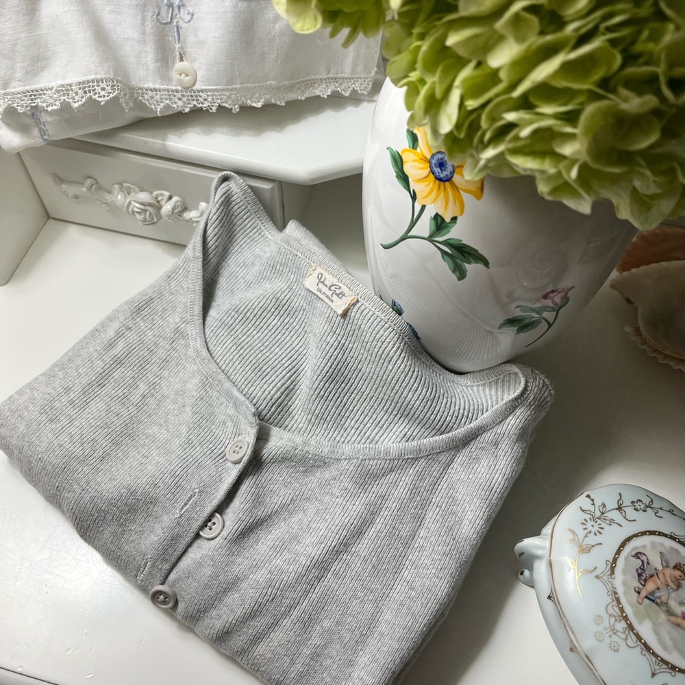 Brandy Melville Light Gray Cardigan